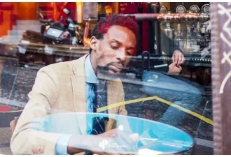 Cours street Photography